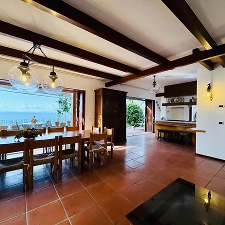 Vila Yourhome - Lian *