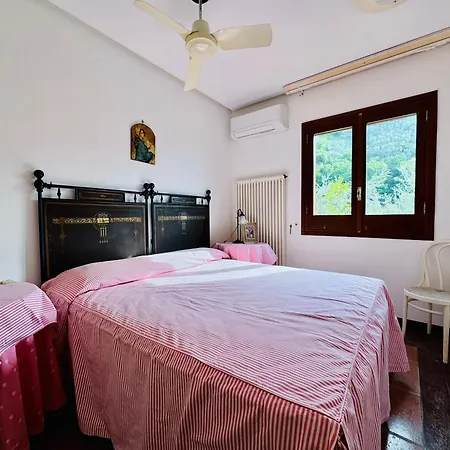 Yourhome - Lian Vila *