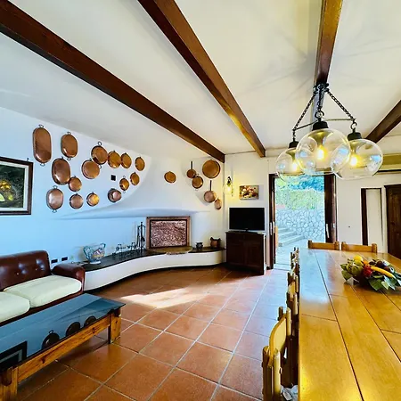Vila Yourhome - Lian