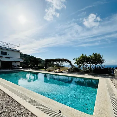 Vila Yourhome - Lian *